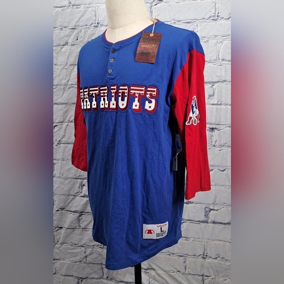 NWT Mitchell & Ness New England Patriots Franchise Player Henley Shirt NFL Large - Picture 9 of 15